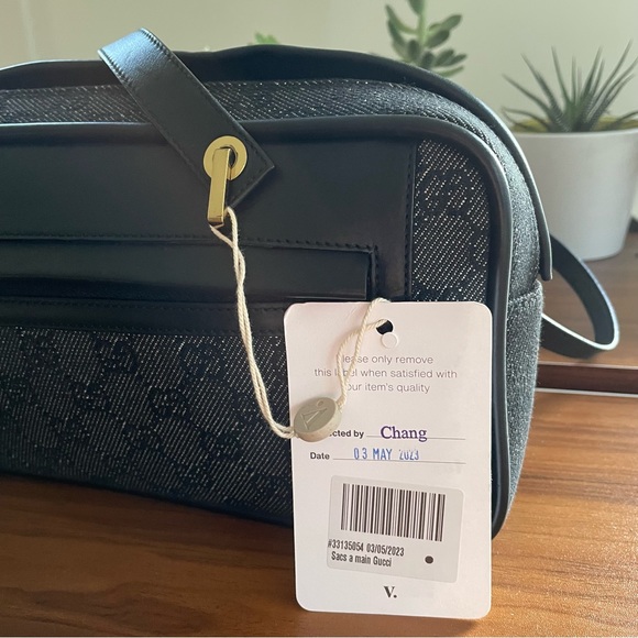 HOST PICK⭐️Authentic Gucci Shoulder Bag 🖤 New as 💖 - Picture 11 of 14